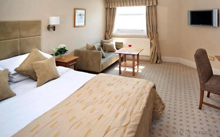 Imperial Hotel, & Golf Hotel 4*